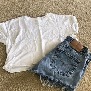 Distressed Levi 501 Shorts
